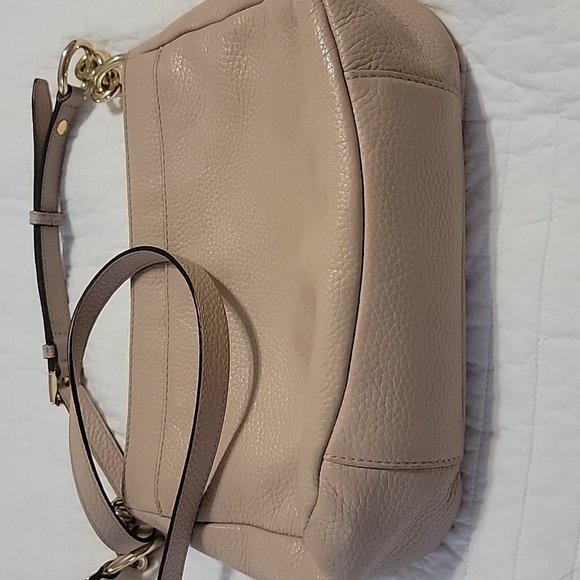 NWT MK Shoulder Convertible 'Hallie' Blush Leather Cross Body Bag - Picture 9 of 10